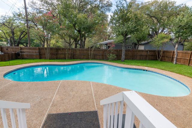 6401 Simmons Road, North Richland Hills, TX 76182