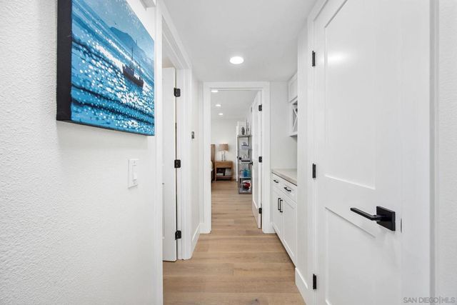 7053 Snapdragon Dr, Carlsbad, CA 92011