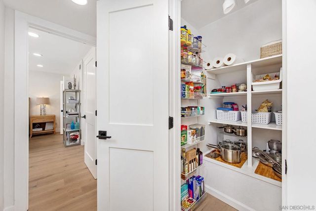 7053 Snapdragon Dr, Carlsbad, CA 92011