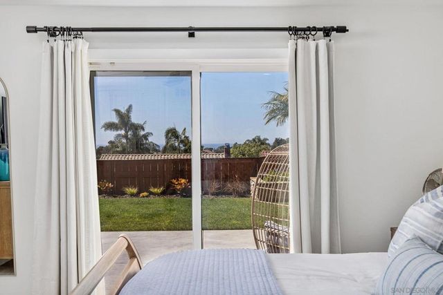 7053 Snapdragon Dr, Carlsbad, CA 92011