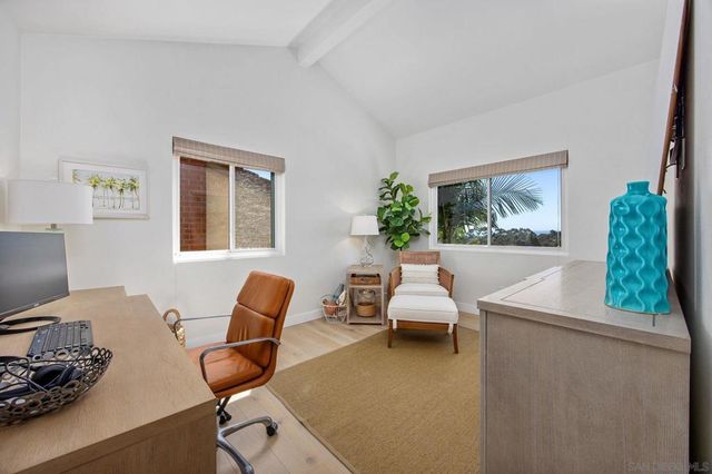 7053 Snapdragon Dr, Carlsbad, CA 92011