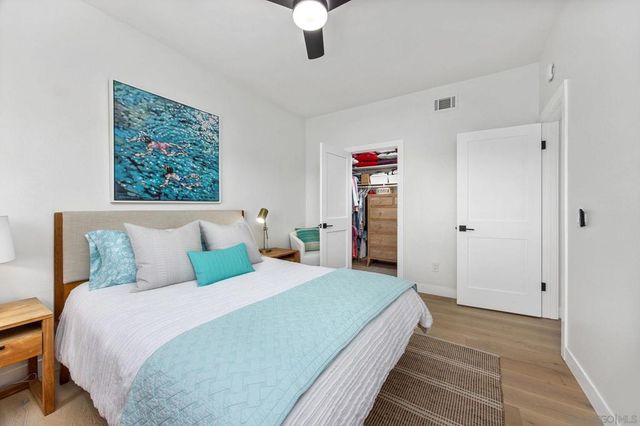 7053 Snapdragon Dr, Carlsbad, CA 92011