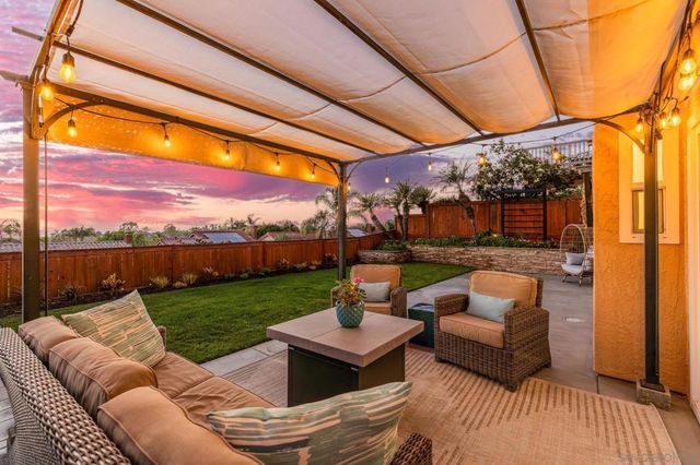 7053 Snapdragon Dr, Carlsbad, CA 92011