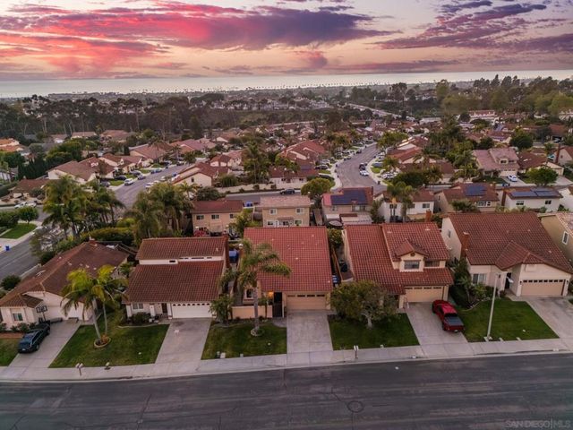 7053 Snapdragon Dr, Carlsbad, CA 92011