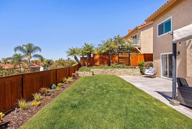 7053 Snapdragon Dr, Carlsbad, CA 92011