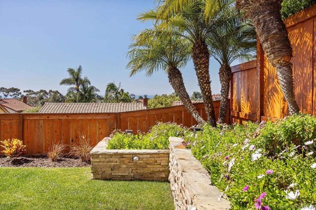 7053 Snapdragon Dr, Carlsbad, CA 92011