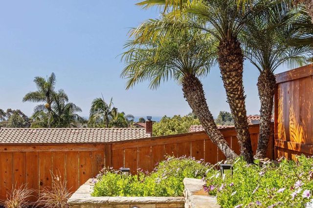 7053 Snapdragon Dr, Carlsbad, CA 92011