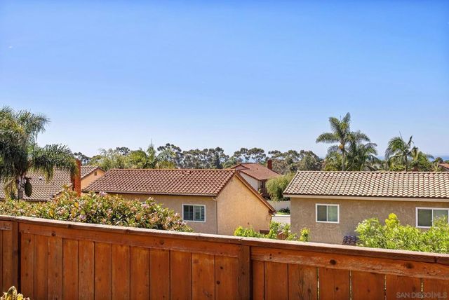 7053 Snapdragon Dr, Carlsbad, CA 92011
