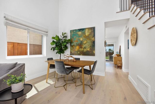 7053 Snapdragon Dr, Carlsbad, CA 92011