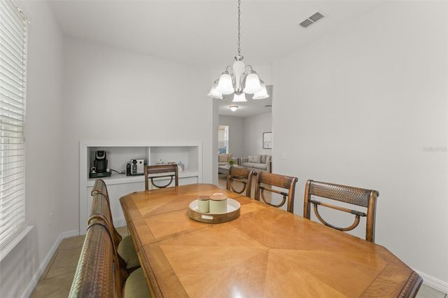 12121 SILVERLAKE PARK DRIVE, Windermere, FL 34786