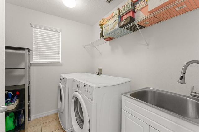 12121 SILVERLAKE PARK DRIVE, Windermere, FL 34786