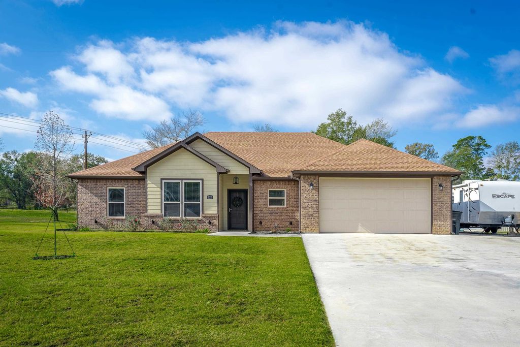 123 PR 1117, Gilmer, TX 75645