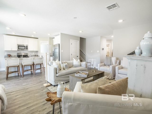 23911 Peppermint Street, Elberta, AL 36530