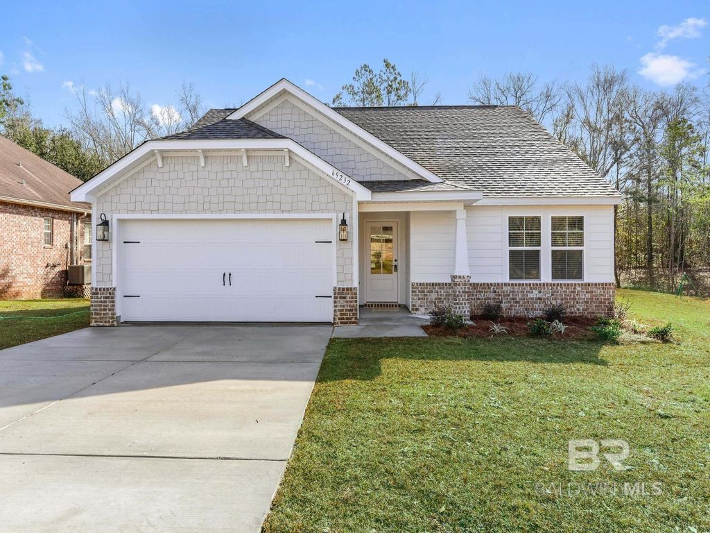 23911 Peppermint Street, Elberta, AL 36530