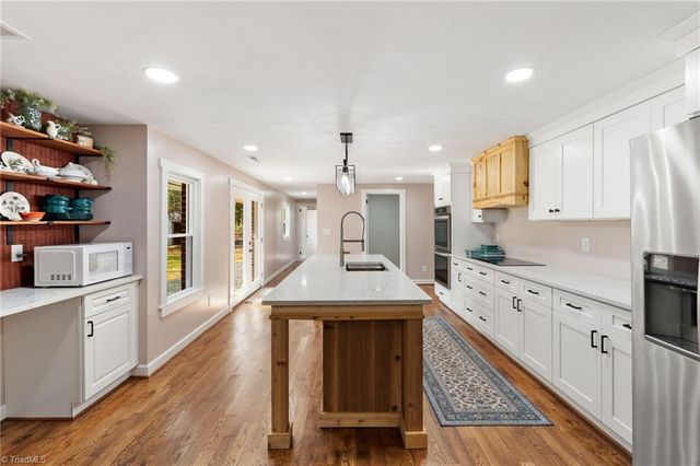 5760 Stanleyville Drive, Winston-salem, NC 27105