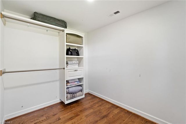 5760 Stanleyville Drive, Winston-salem, NC 27105