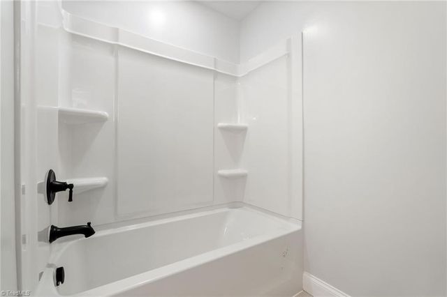 5760 Stanleyville Drive, Winston-salem, NC 27105