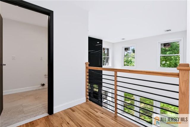 220 W Locust Avenue, Edison, NJ 08820