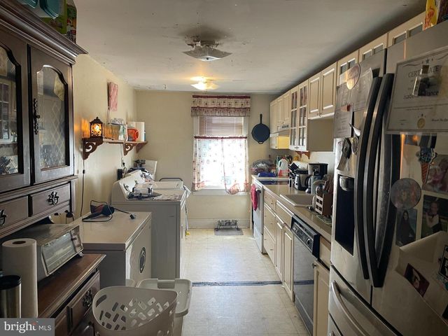 340 S SUNBURY ST, Minersville, PA 17954