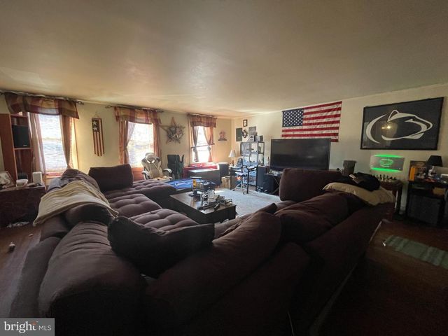 340 S SUNBURY ST, Minersville, PA 17954
