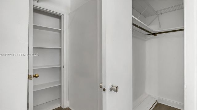 3049 NW 51st St, Miami, FL 33142