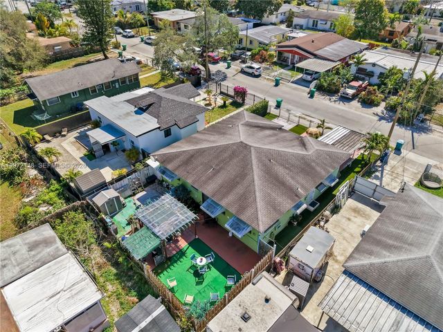 3049 NW 51st St, Miami, FL 33142