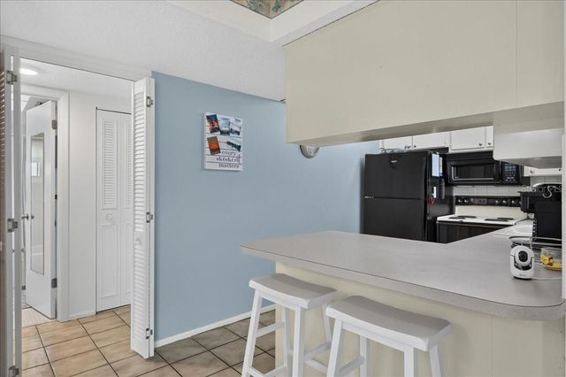 1250 S PINELLAS AVENUE 1008, Tarpon Springs, FL 34689