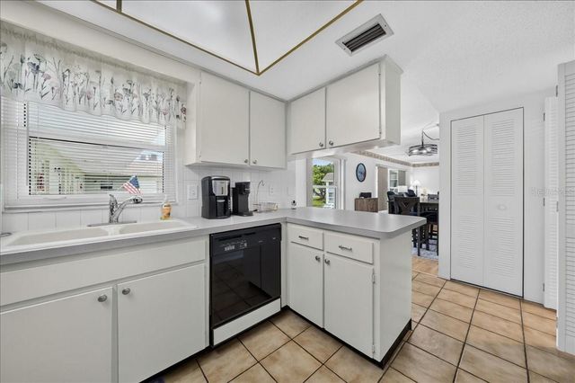 1250 S PINELLAS AVENUE 1008, Tarpon Springs, FL 34689
