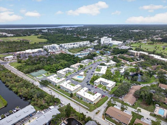 1250 S PINELLAS AVENUE 1008, Tarpon Springs, FL 34689