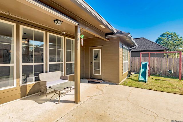 14628 Lake Town Dr, Baton Rouge, LA 70810