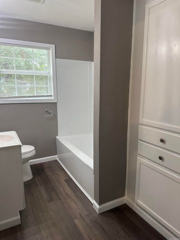 6705 Tracy Avenue, Little Rock, AR 72206
