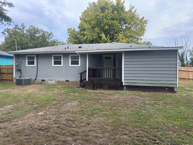 6705 Tracy Avenue, Little Rock, AR 72206
