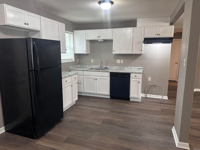 6705 Tracy Avenue, Little Rock, AR 72206