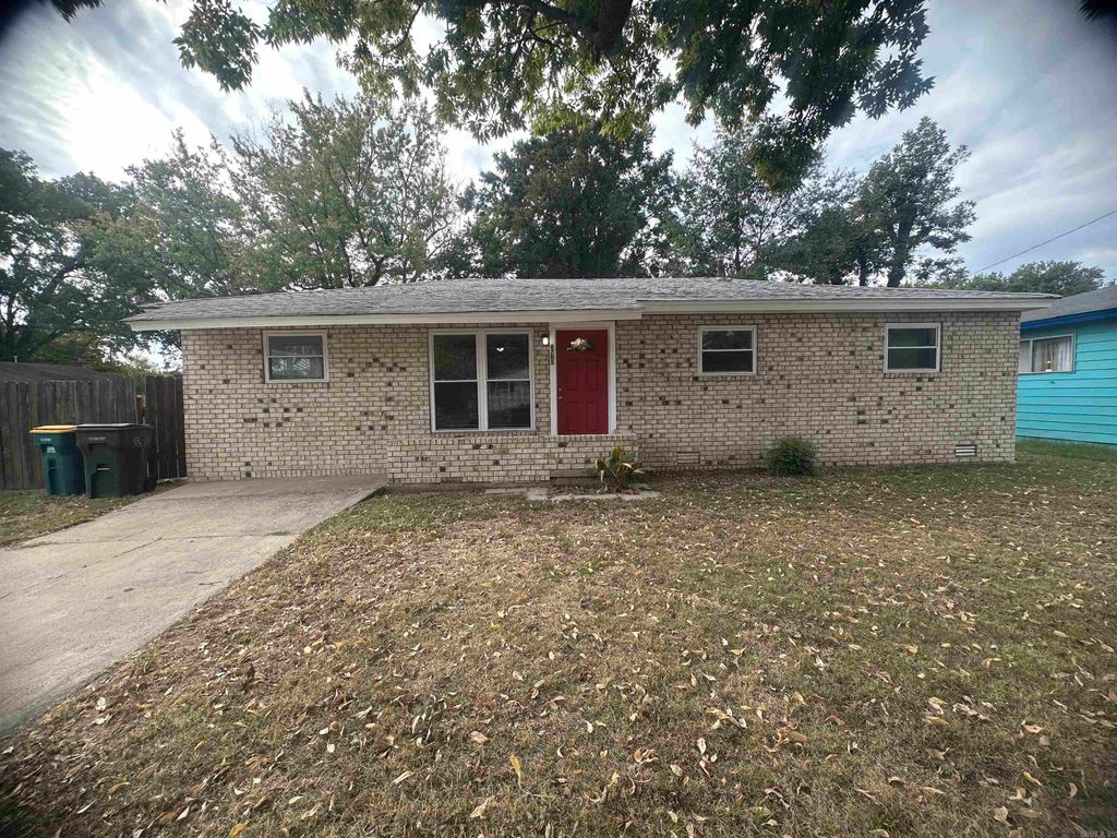 6705 Tracy Avenue, Little Rock, AR 72206