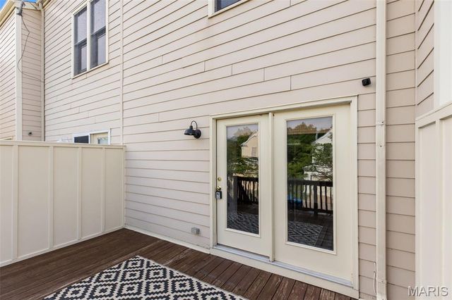 3330 Shutten Way, St Charles, MO 63301