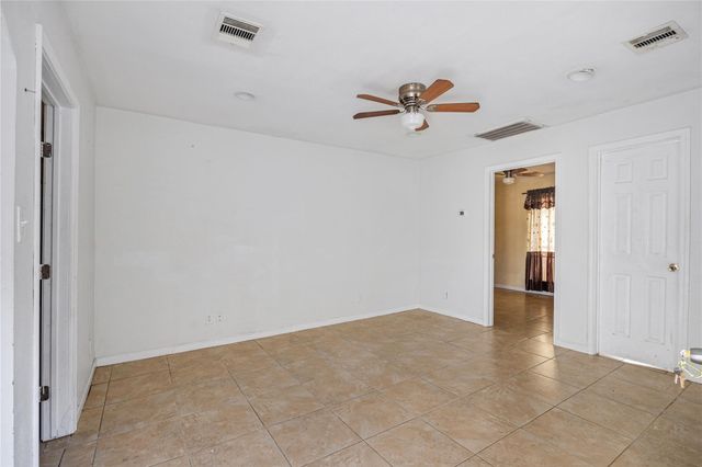 11018 Clark Road, Houston, TX 77076