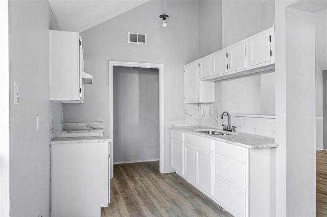 11018 Clark Road, Houston, TX 77076