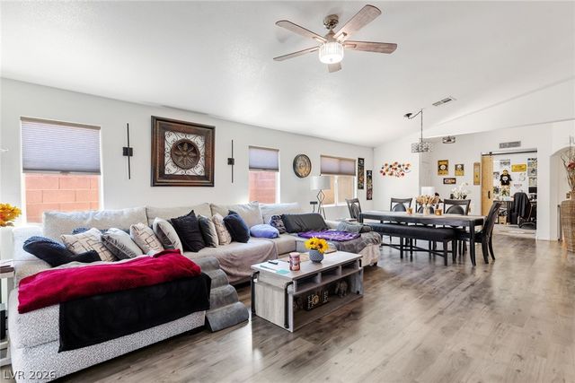 5682 Mahogany Run Place, Las Vegas, NV 89122
