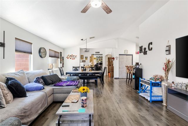 5682 Mahogany Run Place, Las Vegas, NV 89122