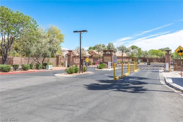 5682 Mahogany Run Place, Las Vegas, NV 89122
