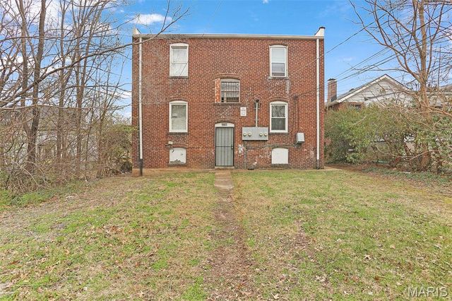 2739 Semple Avenue, St Louis, MO 63112