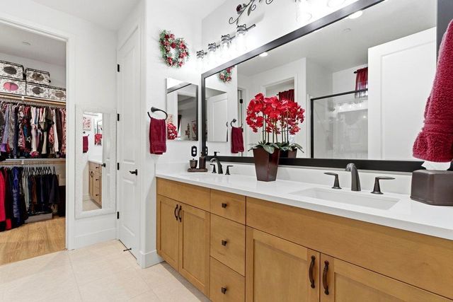 2041 Santoro Way, Hollister, CA 95023