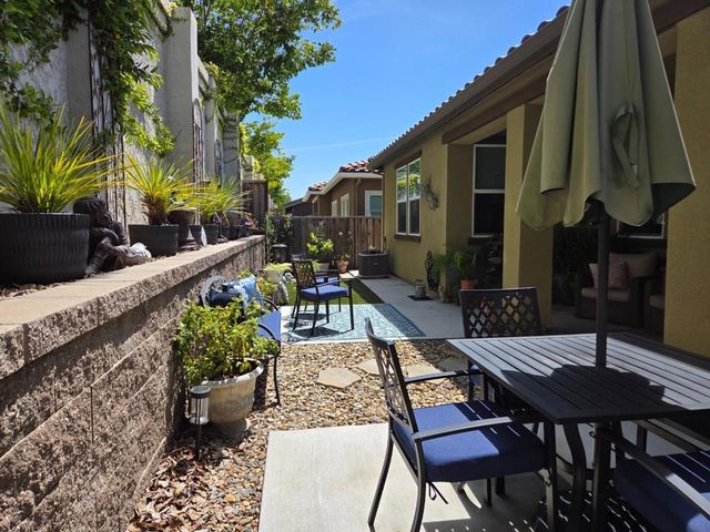 2041 Santoro Way, Hollister, CA 95023