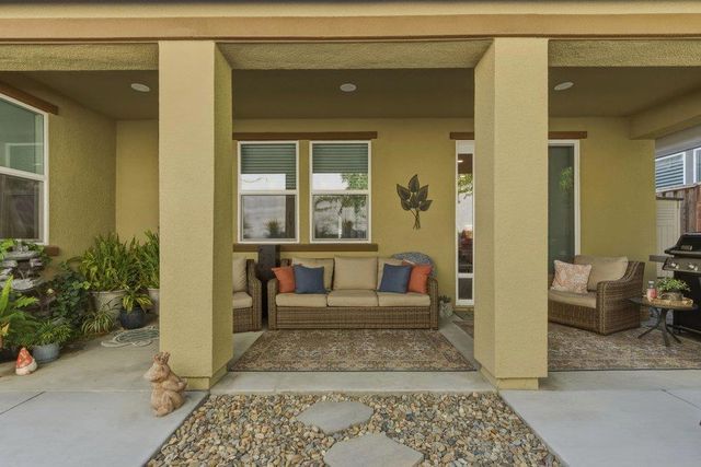 2041 Santoro Way, Hollister, CA 95023