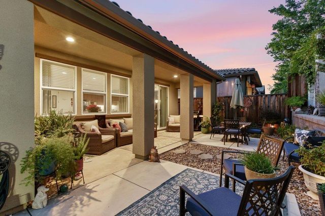 2041 Santoro Way, Hollister, CA 95023