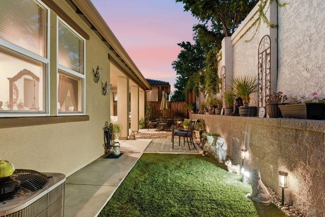 2041 Santoro Way, Hollister, CA 95023