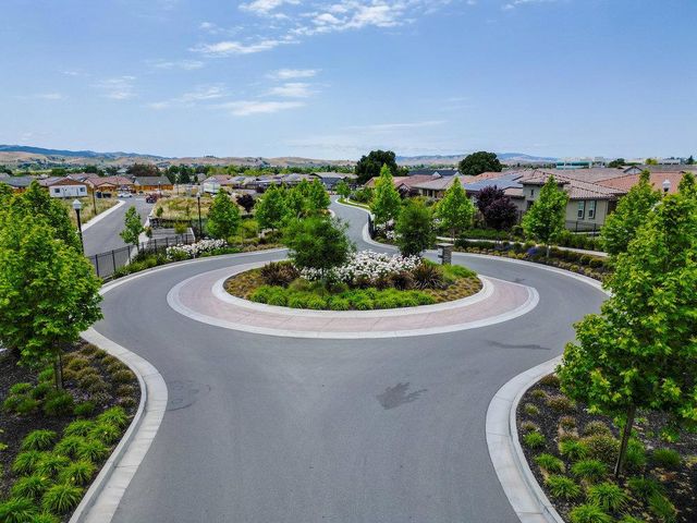 2041 Santoro Way, Hollister, CA 95023