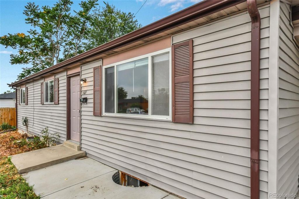 9027 Grove Street, Westminster, CO 80031