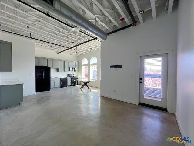 301 N LBJ Drive 203, San Marcos, TX 78666