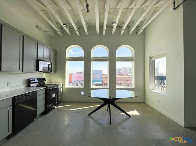 301 N LBJ Drive 203, San Marcos, TX 78666